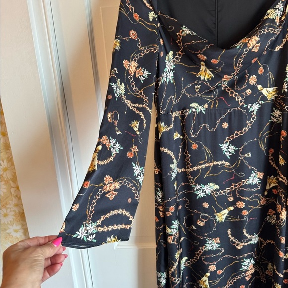 Fame and Partners Black Floral Maxi Gown Bell Sleeves, Queen Ann style neckline - Picture 4 of 13